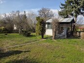 Pronájem zahrady 375 m2, s útulnou chatkou 17 m2, Praha 6 - Ruzyně, cena 10000 CZK / objekt / měsíc, nabízí 