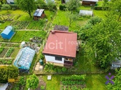 Zděná chata se zahradou, Zlín, Malenovice, zahrádkářská kolonie Dlouhé Hony, cena 840000 CZK / objekt, nabízí 